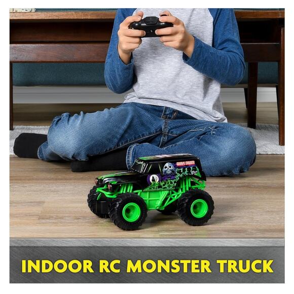 Monster Jam Grave Digger RC Truck 1:24 Scale Remote Control Monster Truck - Picture 3 of 9
